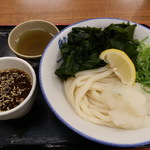 竹清 - ぶっかけうどんの出汁は別に入れる