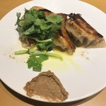 GYOZA!365 - 麻辣タンタンGYOZA!。
            税抜680円。
            美味し。