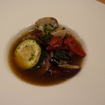 時の宿 すみれ - マクラとあさりの牛スープイタリア風