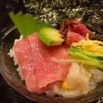 時の宿 すみれ - とろける大とろ　脂の融点が低い米沢牛♪