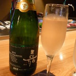 時の宿 すみれ - 高畠　嘉 yoshi スパークリング　ピノ・シャルドネ 3,500円