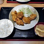 からあげ専門店 とりっこ - からあげ（ガーリックカレー）定食