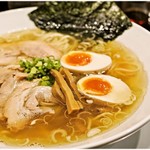 麺屋 愛心 - 金色煮干中華そば（どろたま） 800円  厚みのある煮干し味！