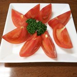 満貫酒蔵 - トマト  400円