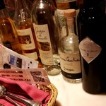 横浜馬車道 旬の肉料理イタリアン オステリア・アウストロ - 