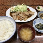 あおい食堂 - 生姜焼き定食８５０円