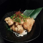 名古屋 地鶏個室居酒屋 尾張 - かしわ鶏のねぎ塩唐揚げ