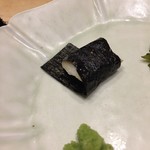 鮨 心白 - 平貝の磯辺巻きです　この大きさなら10個はいけます