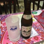 Sakkaru - サッカール  瓶ビールはジョッキが凍ってます