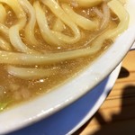 麺屋 本日も晴天です - 麺接写。