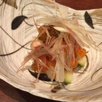 神楽坂 夢二 - タコと白瓜の梅湯葉和え