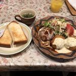 狐吉屋 - ハンバーグとクリームコロッケ @1180