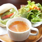 ローワーイーストサイドカフェ - カルフォルニアベーグルサンドランチセット800円