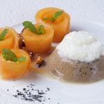 Farsi largo - エスプレッソ風味のババロアと宮崎産赤肉メロンのコンポート