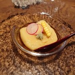 権八 - 自家製とうもろこし豆腐