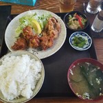 香とり - からから定食 750円