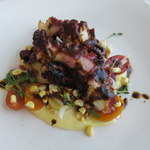 Top of the Hub - 焼タコのサラダ