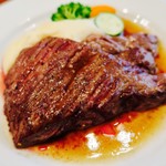 ル・リオン - 牛バラ肉（カイノミ）のステーキ