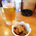 くつろぎ亭ひこべえ  - 付き出しと生ビール