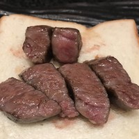 大淀河畔 みやちく - ステーキ 1ラウンド目