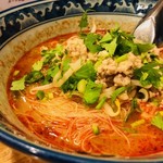 タイ屋台料理ヌードル＆ライス TUKTUK - センミートムヤム