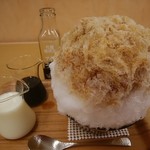 埜庵 - 大阪丸福珈琲店さん　珈琲蜜と水ようかん　埜餡の練乳を添えて1300円*2018.06