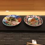 鮨 玉かがり 天ぷら 玉衣 - 右は、のどぐろの炙り。左は、忘れました。