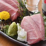 Bluefin tuna sashimi (top)