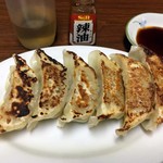 丸平食堂 - 「焼き餃子」380円也。