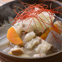 牛モツ塩煮込み