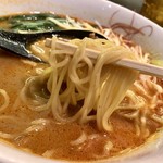 麺は細麺ストレート