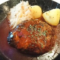 シュタインハウス 銀座店 - 温かいザワークラウトも良い