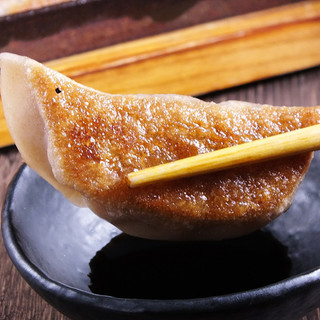 新登場！あぐー豚の肉汁餃子！溢れ出る肉汁に注意！