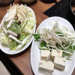 Shabu Shabu Tabehou Dai Manzou - 野菜等セルフで