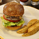 Nick&Renée - チーズバーガー（980円）