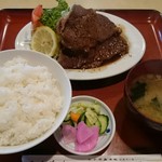 食事処 しみず - 牛スタミナ焼き定食 1100円