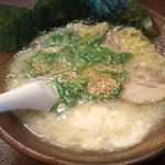 らーめん岩本屋 - 豚骨塩ラーメン＋とろろ（トッピング）