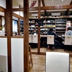 焼肉処いっとう - テーブル席 ＆ カウンター席