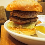 アイランドバーガーズ - ダブルバーガー1350円