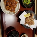 き久好 イオンモール旭川駅前店 - ミニ豚丼と唐揚げ(白)のセット