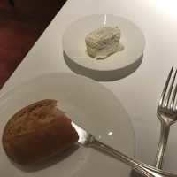 代官山ASO チェレステ 日本橋店 - パンとホイップバター バターが美味しくてパンだけでお腹いっぱいになる