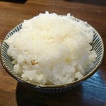 麺道 麒麟児 - 土鍋で炊き上げられる、白ごはん