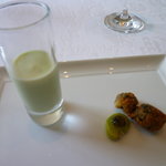 ル・マンジュ・トゥー - アミューズ