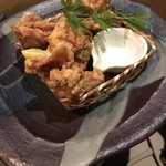 酒膳町家 暮れ六つ - 鳥の唐揚げ