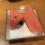 Yuuki Rinrin - サービスのデザートのスイカ
