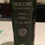 ポンテ デル ピアット - ヴェルディッキオ・デイ・カステッリ・ディ・イエージ・クラッシコ・ブーカ・デッラ・マルコーナ 2016
      ／テヌータ・サン・マルチェッロ