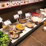 ラビスタ函館ベイ - 【2018年03月】サラダのコーナー。