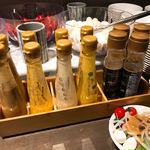 ラビスタ函館ベイ - 【2018年03月】サラダ用のドレッシングも個性的。