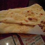 ヒラ - 大きなナン