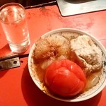 大分軒 - 大分軒＠青葉通（仙台）　トマト、玉ねぎ、ネギと日本酒